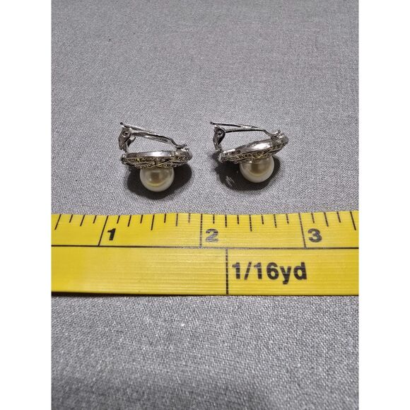 Clip On Earrings - Picture 7 of 7